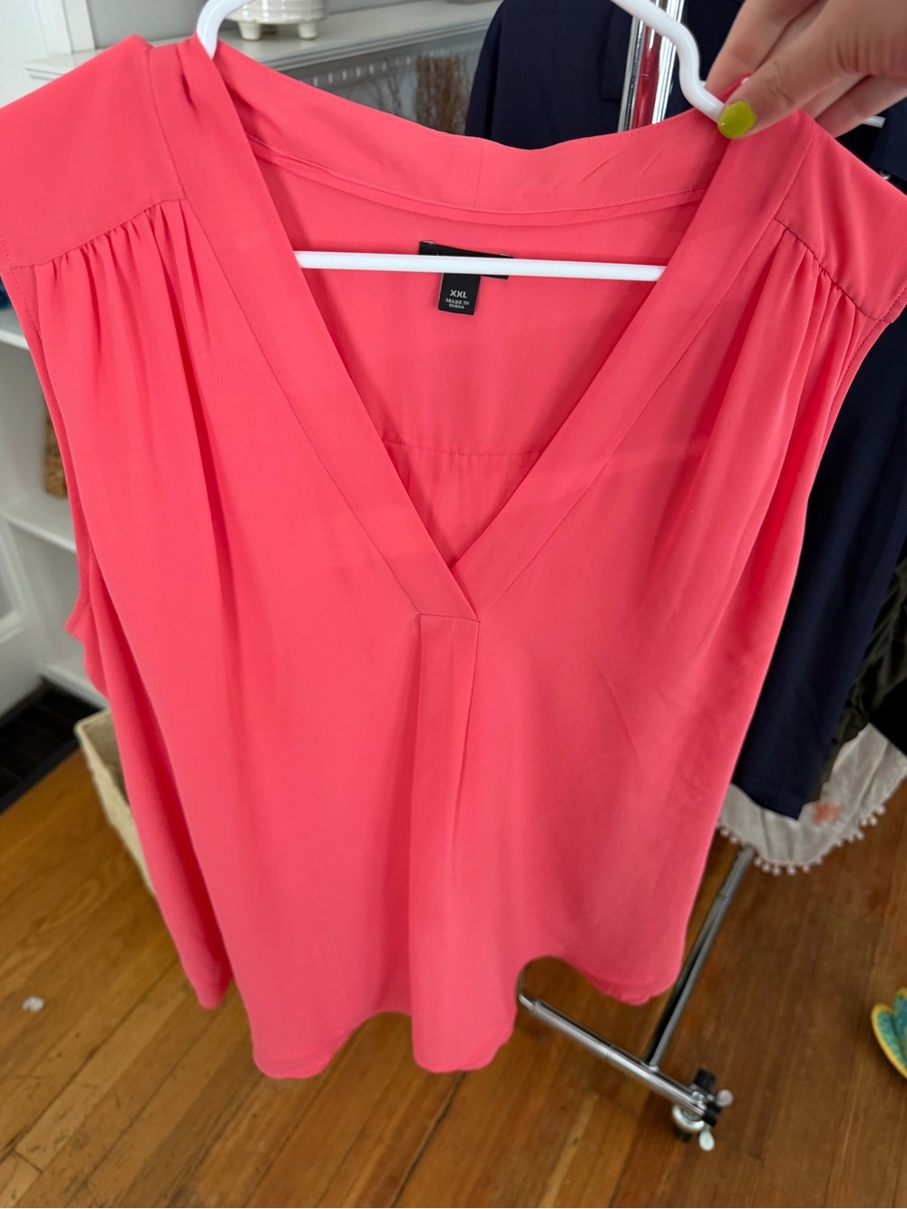 Ann Taylor Coral Pink V-Neck Sleeveless Camisole